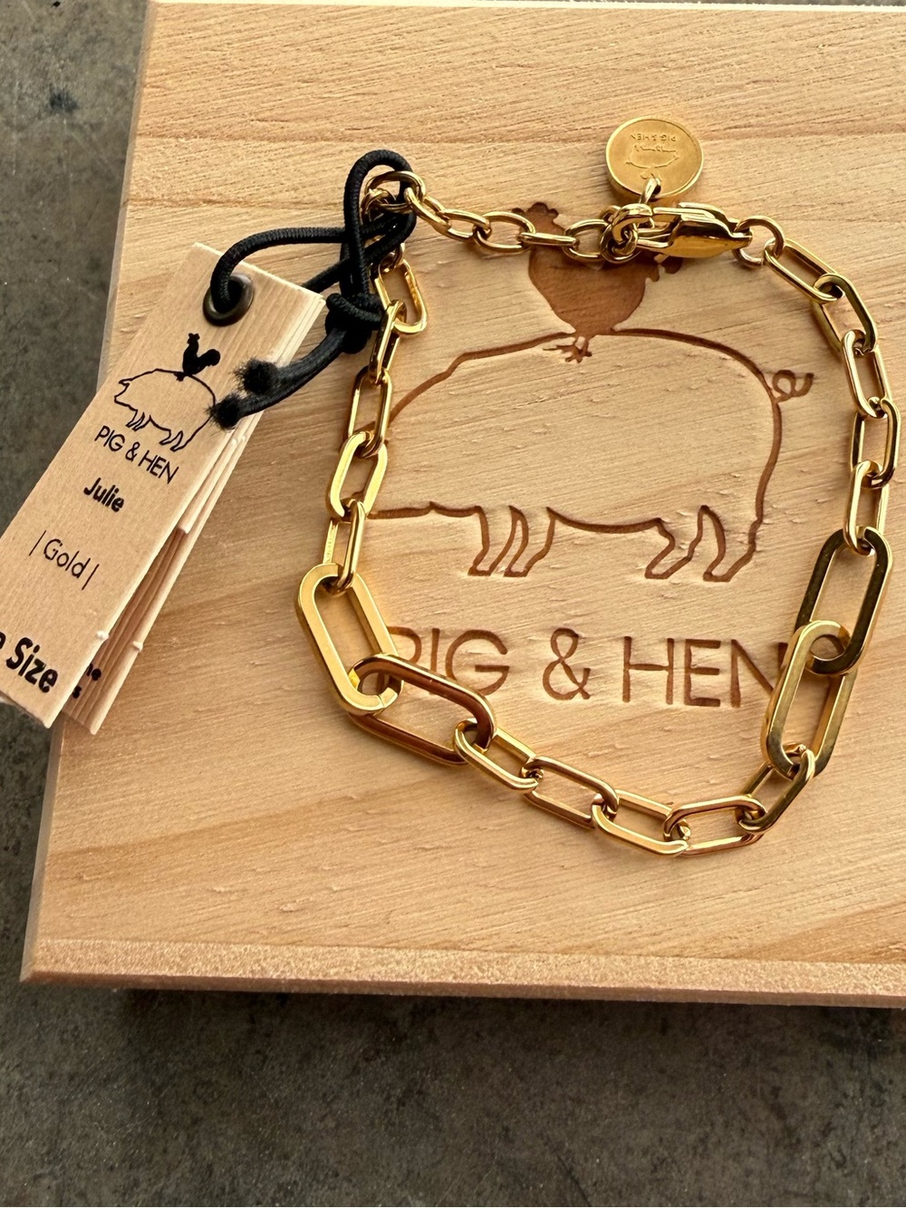 Pig & Hen Julie Bracelet - Picture 3 of 5